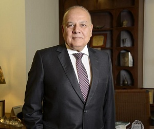 Доктор Амр Эззат Салама - советник Американского университета в Каире